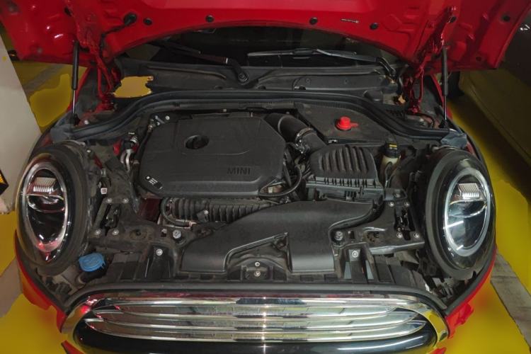 Used MINI 2018 1.5T COOPER Artist Five-Door Edition Engine Bay