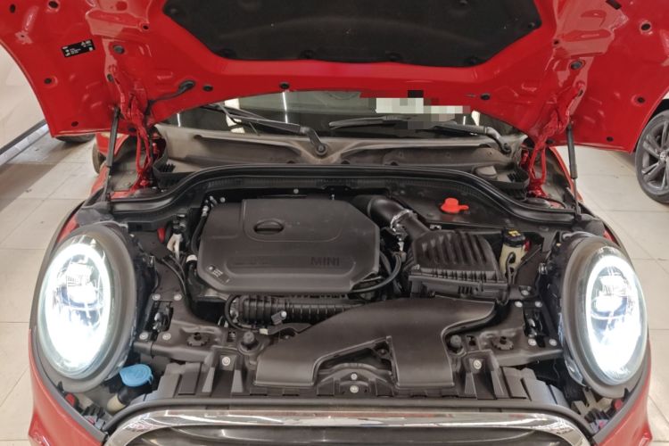 Used MINI 2018 1.5T COOPER Racing Edition Five-Door Version Engine Bay