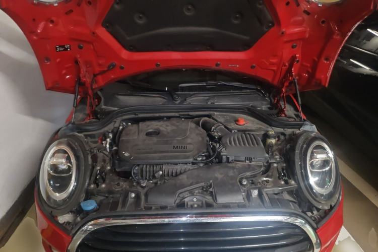 Used MINI 2018 1.5T COOPER Classic Edition Five-Door Version Engine Bay