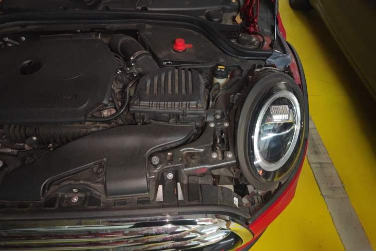 Used MINI 2018 1.5T COOPER Artist Five-Door Edition Engine Bay Left