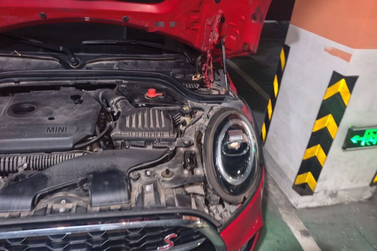 Used MINI 2018 2.0T COOPER S Racing Driver Engine Bay Left