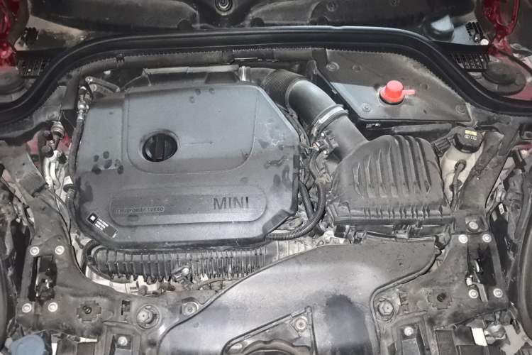 Used MINI 2018 2.0T COOPER S Racing Driver Engine Bay