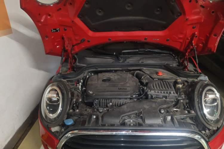 Used MINI 2018 1.5T COOPER Classic Edition Five-Door Version Engine Bay Right
