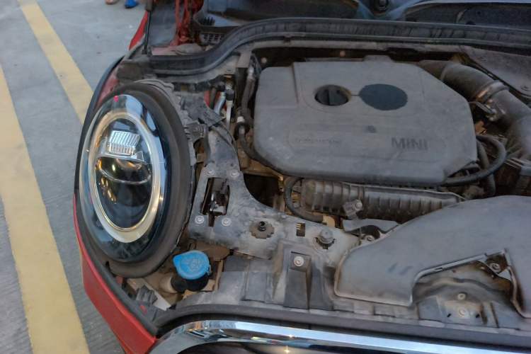 Used MINI 2018 1.5T COOPER Classic Edition Engine Bay Right
