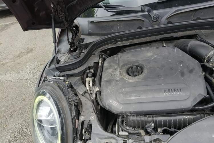 Used MINI 2018 1.5T COOPER Classic Edition Engine Bay Right