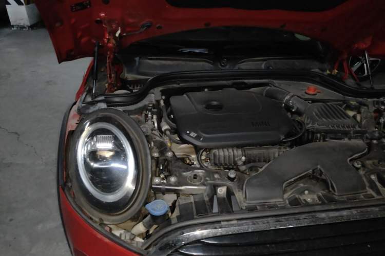 Used MINI 2018 1.5T COOPER Classic Edition Engine Bay Right