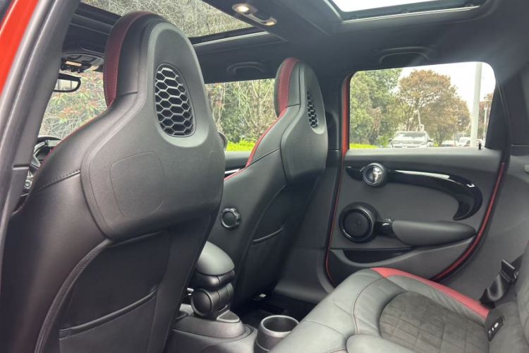 Used MINI 2018 2.0T COOPER S Racing Edition 5-door model Exterior 1