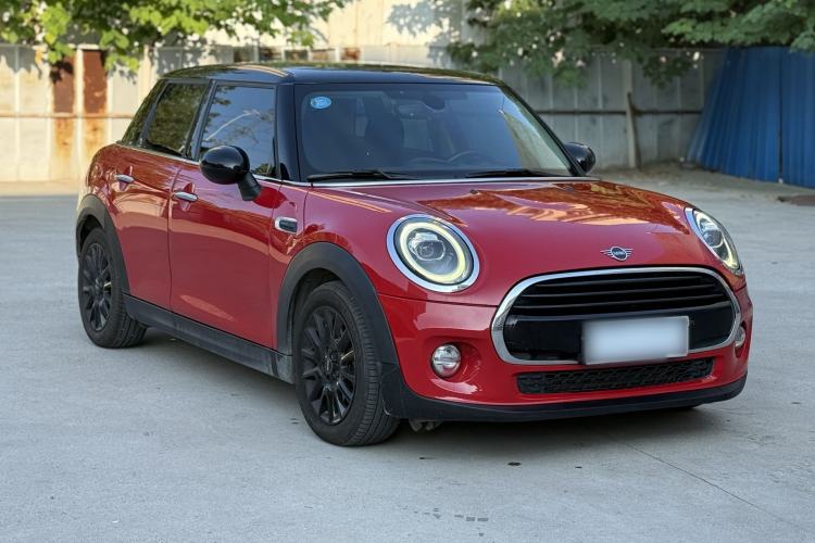 Used MINI 2018 1.5T COOPER Classic Edition Five-Door Version Exterior 2