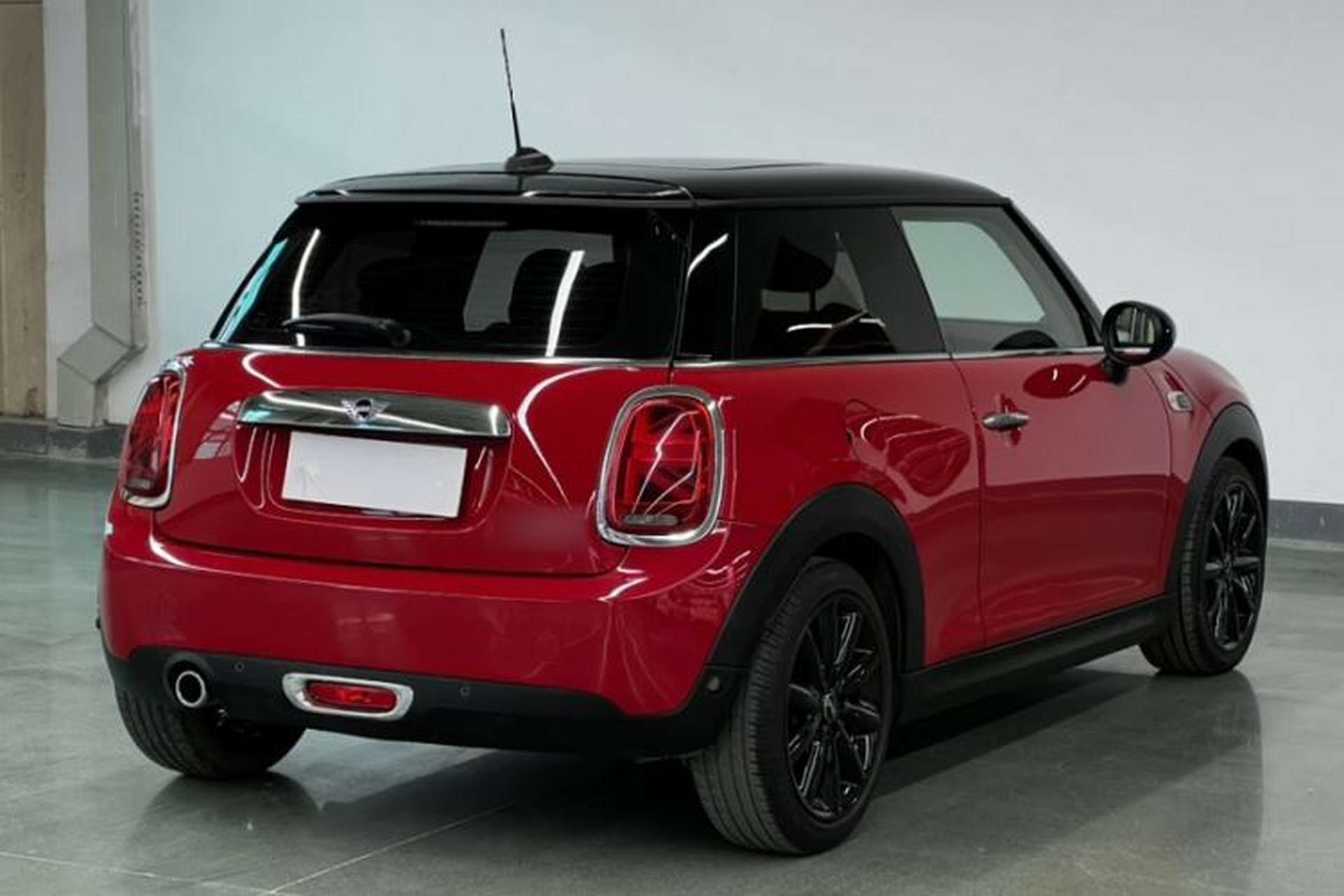 Used MINI 2018 1.5T COOPER Artist Exterior 2