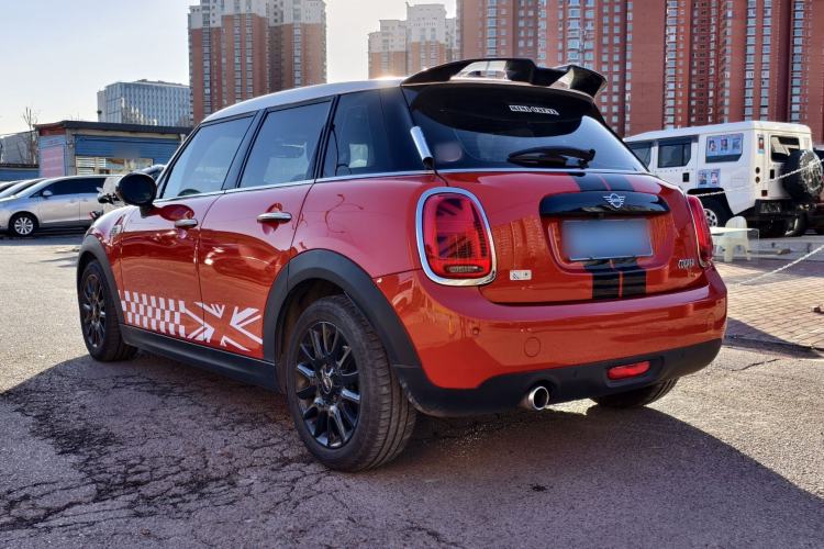 Used MINI 2018 1.5T COOPER Classic Edition Five-Door Version Exterior 4