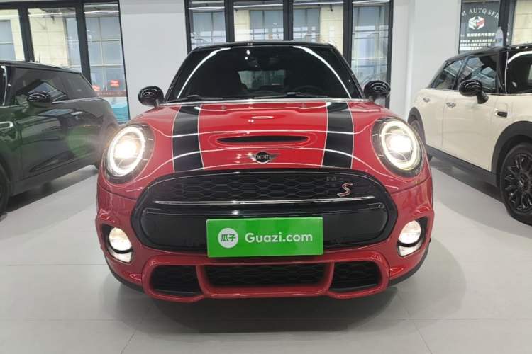 Used MINI 2018 2.0T COOPER S Racing Edition 5-door model Front