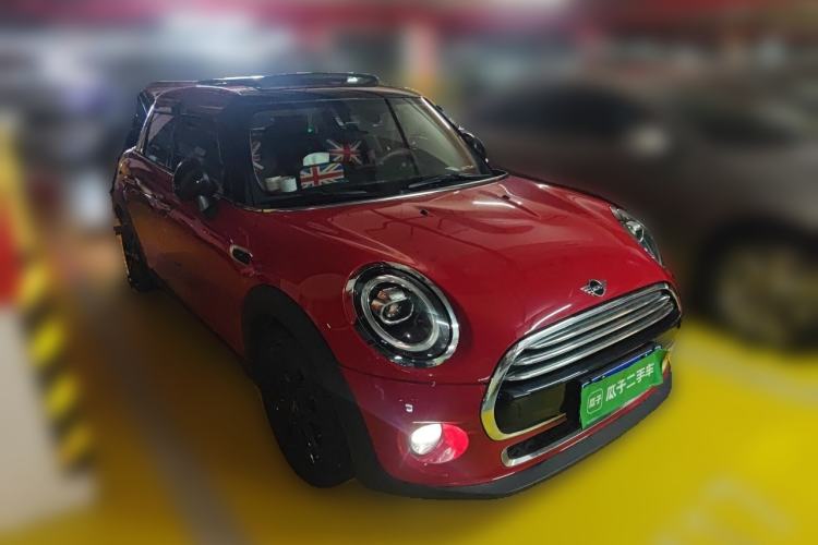 Used MINI 2018 1.5T COOPER Artist Five-Door Edition Front Right 45 Deg