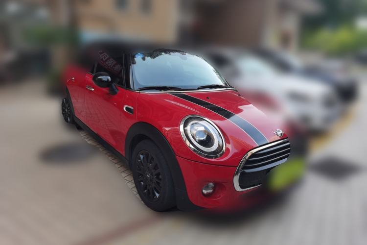 Used MINI 2018 1.5T COOPER Classic Edition Five-Door Version Front Right 45 Deg
