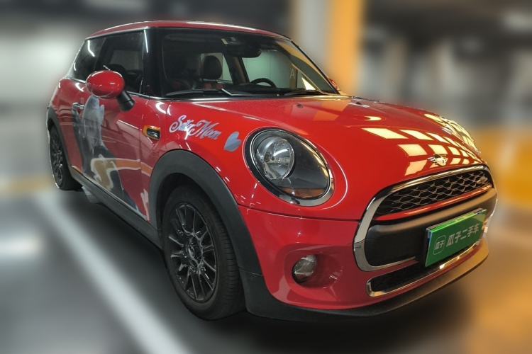 Used MINI 2018 1.5T ONE PLUS Front Right 45 Deg