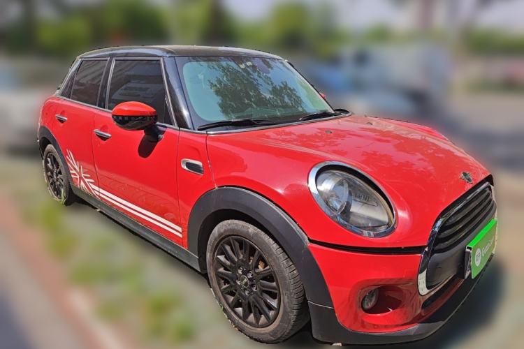 Used MINI 2018 1.5T ONE PLUS Five-Door Edition Front Right 45 Deg
