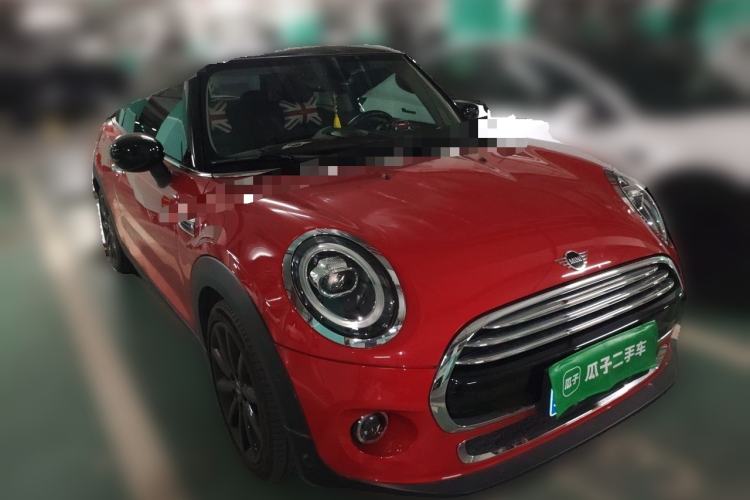 Used MINI 2018 1.5T COOPER Artist Front Right 45 Deg