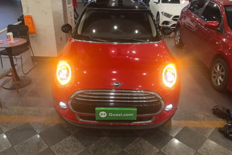 Used MINI 2018 1.5T COOPER Artist Front