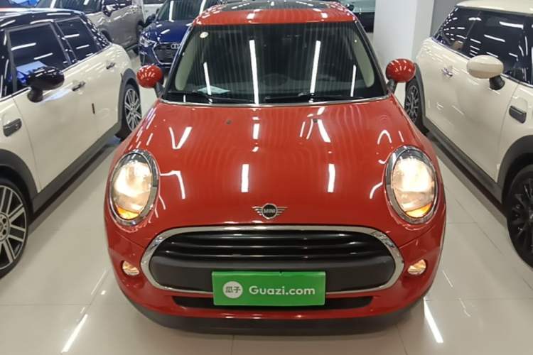 Used MINI 2018 1.5T ONE Five-Door Edition Front
