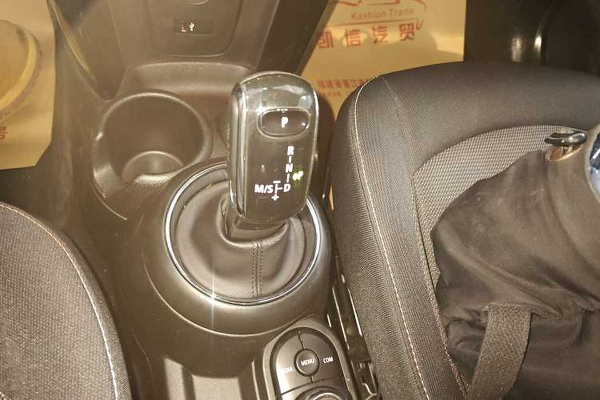 Used MINI 2018 1.5T ONE PLUS Gear Lever