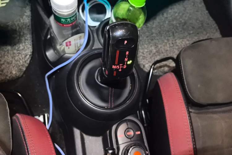 Used MINI 2018 2.0T COOPER S Racing Driver Gear Lever