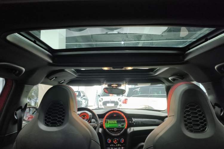 Used MINI 2018 2.0T COOPER S Racing Edition 5-door model Headliner