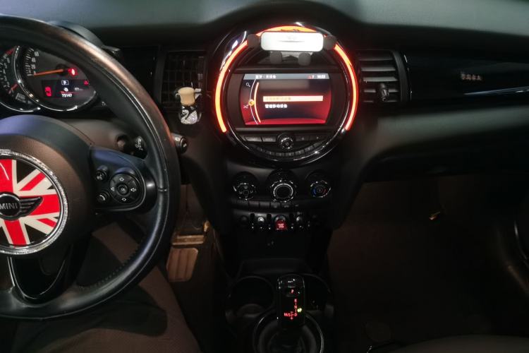 Used MINI 2018 1.5T ONE PLUS Headliner