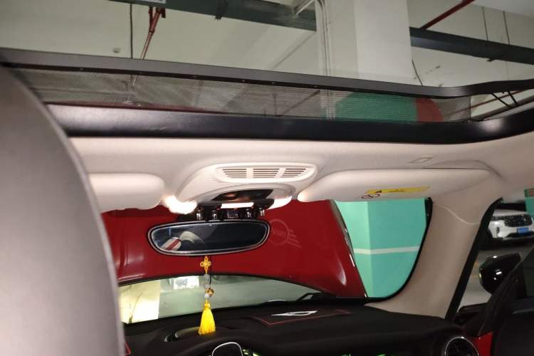Used MINI 2018 1.5T COOPER Artist Headliner