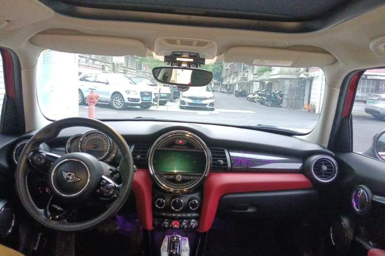 Used MINI 2018 1.5T COOPER Artist Five-Door Edition Headliner