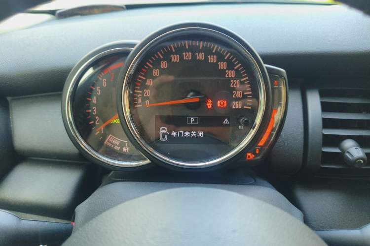 Used MINI 2018 1.5T ONE Instrument Cluster