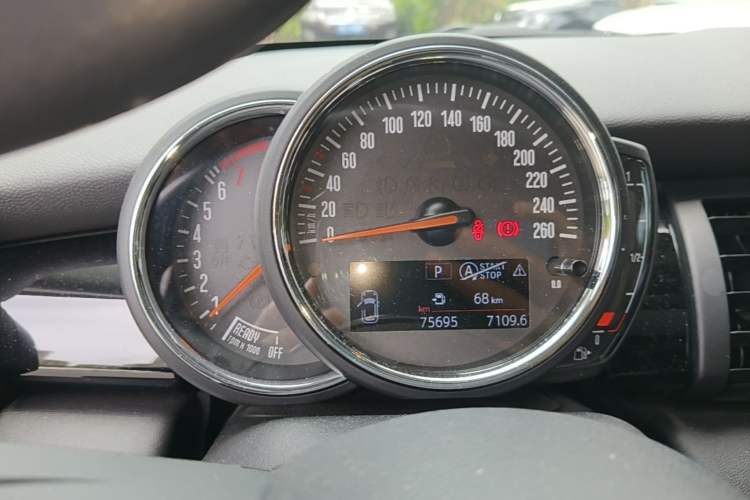 Used MINI 2018 1.5T COOPER Classic Edition Instrument Cluster