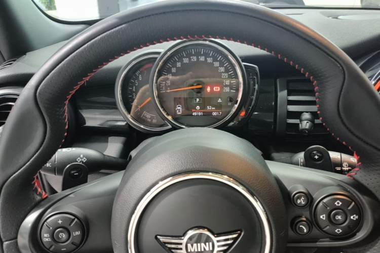 Used MINI 2018 2.0T COOPER S Racing Edition 5-door model Instrument Cluster