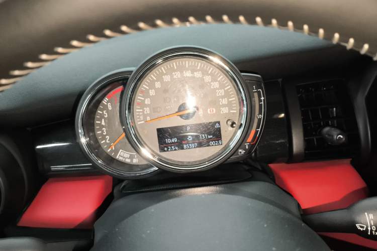 Used MINI 2018 1.5T COOPER Artist Instrument Cluster