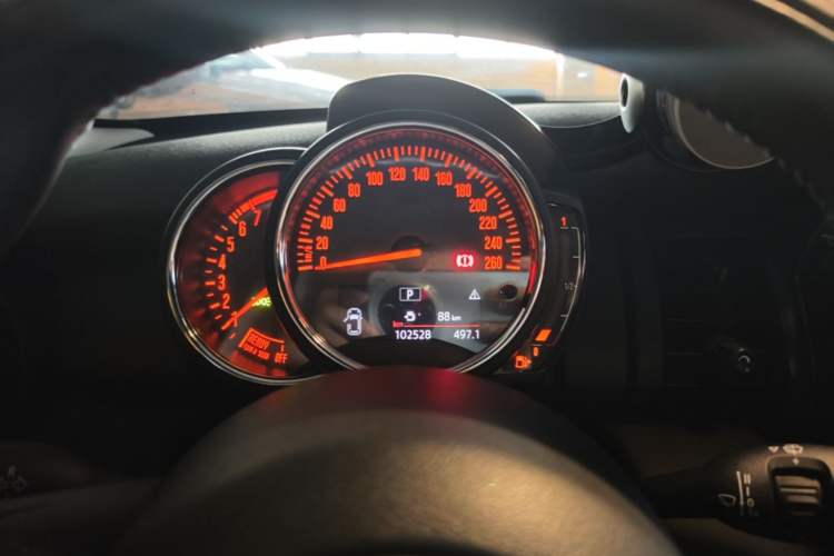 Used MINI 2018 1.5T ONE Five-Door Edition Instrument Cluster