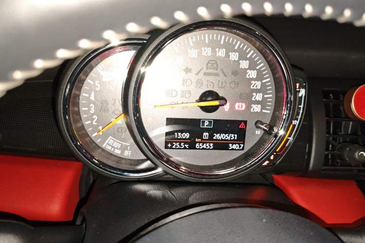 Used MINI 2018 1.5T COOPER Artist Instrument Cluster