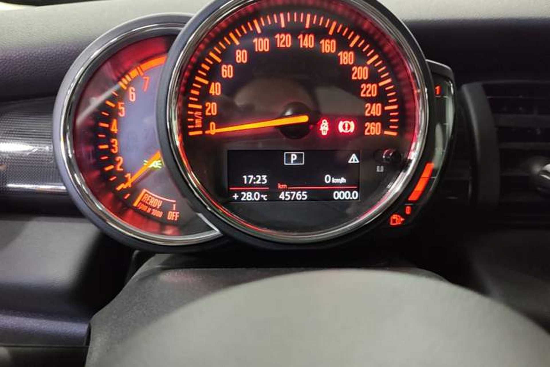 Used MINI 2018 2.0T COOPER S Artist Five-Door Edition Instrument Cluster