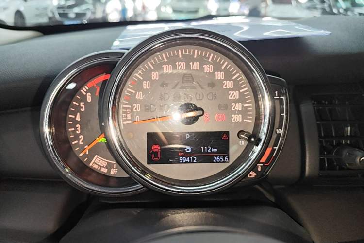Used MINI 2018 1.5T ONE Instrument Cluster