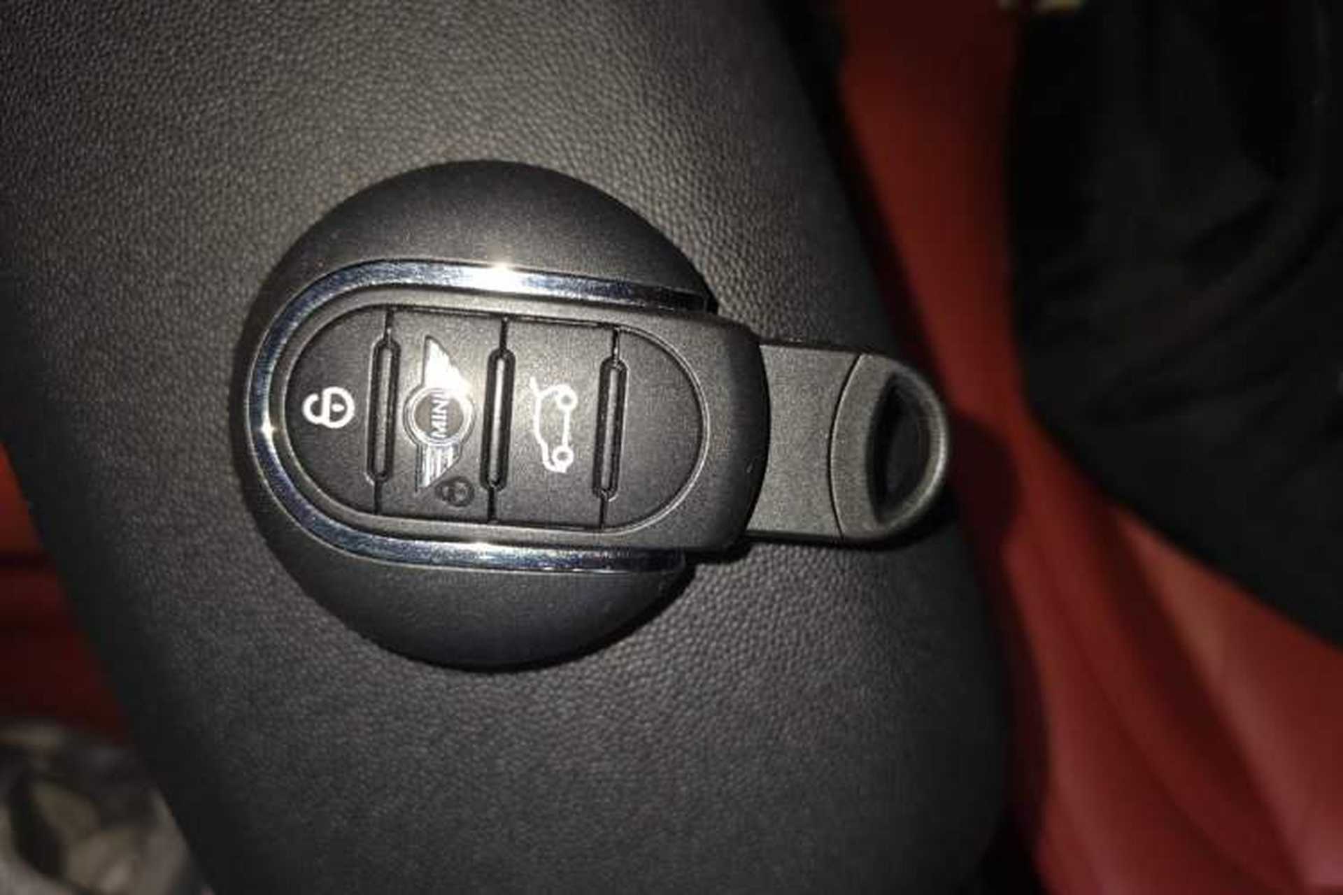 Used MINI 2018 1.5T ONE PLUS Five-Door Edition Interior 1