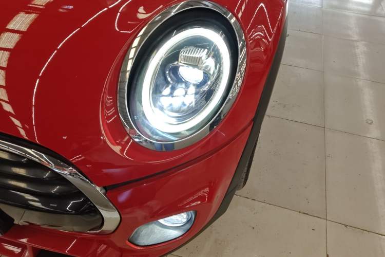 Used MINI 2018 1.5T COOPER Racing Edition Five-Door Version Left Front Headlight
