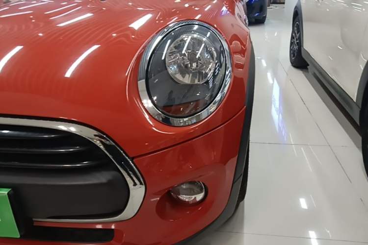 Used MINI 2018 1.5T ONE Five-Door Edition Left Front Headlight