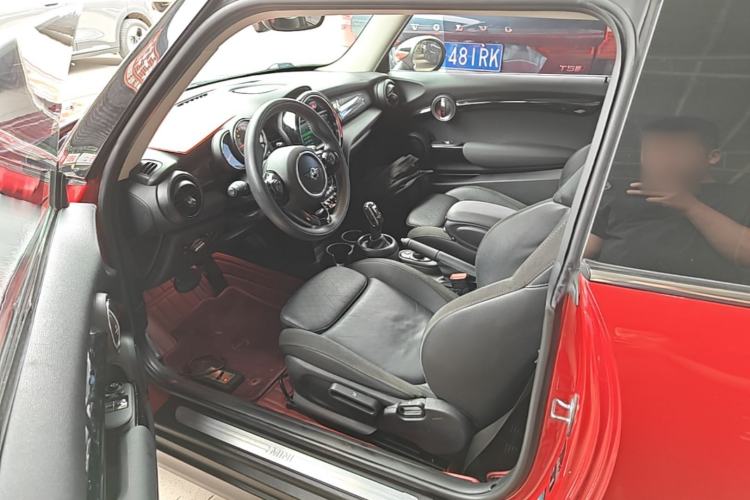 Used MINI 2018 1.5T COOPER Artist Left Front Seat