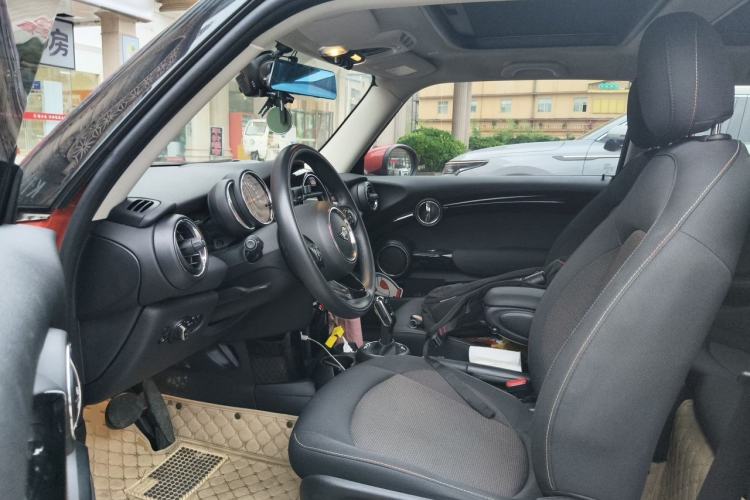 Used MINI 2018 1.5T ONE PLUS Left Front Seat