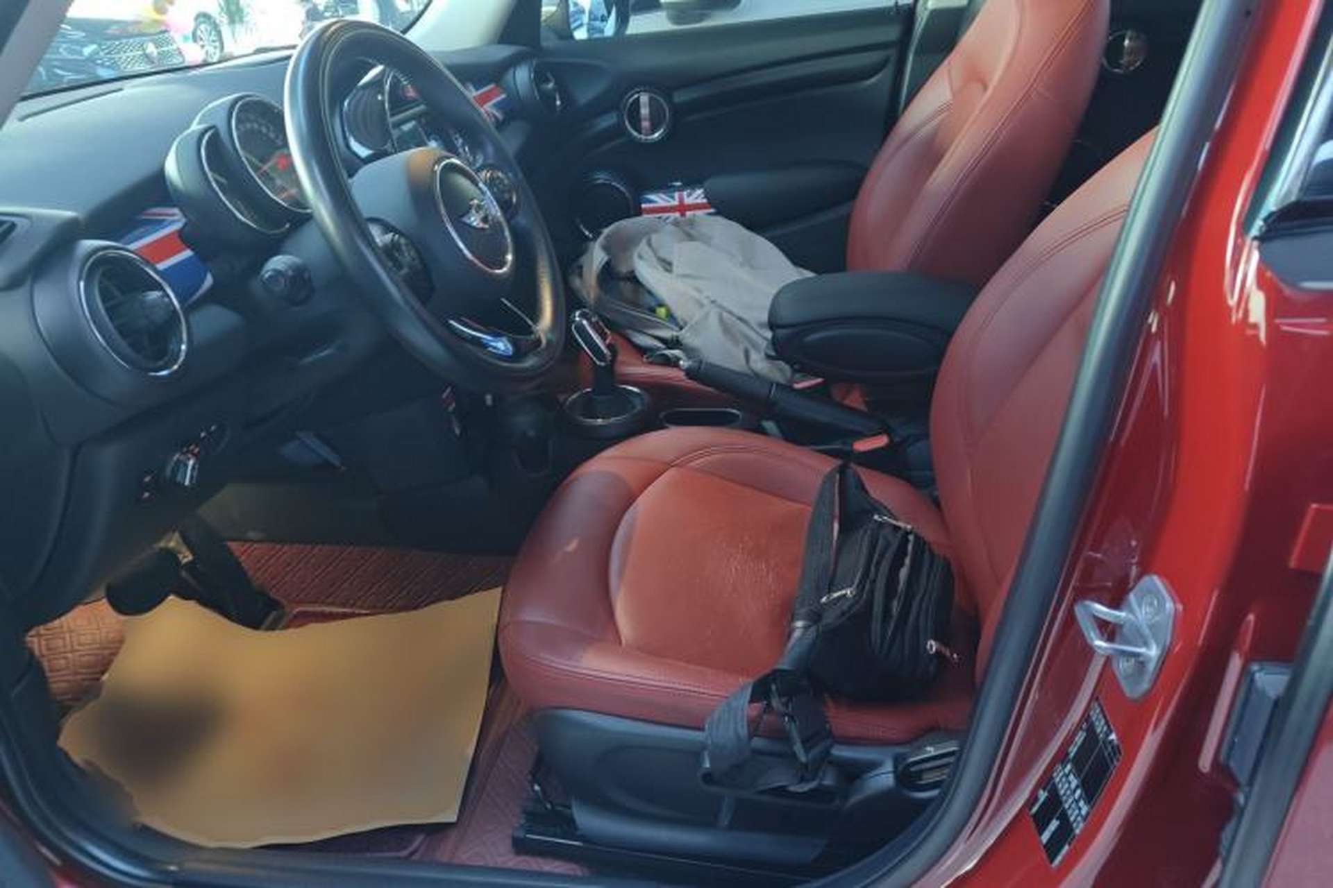 Used MINI 2018 1.5T ONE PLUS Five-Door Edition Left Front Seat