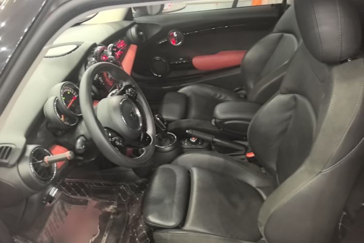Used MINI 2018 1.5T COOPER Artist Left Front Seat