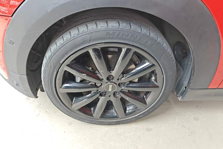 Used MINI 2018 1.5T COOPER Artist Left Front Wheel Hub