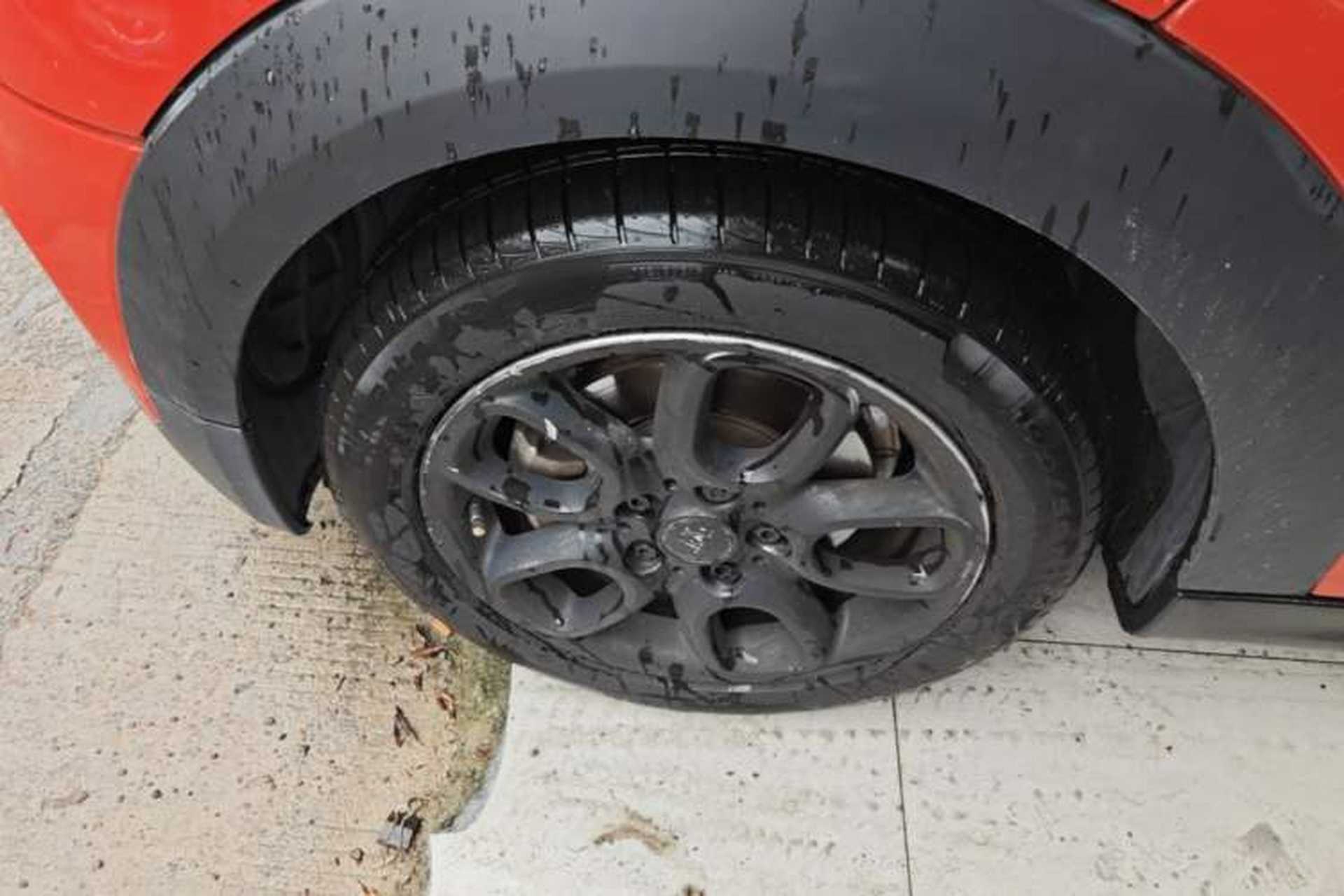 Used MINI 2018 1.5T ONE Five-Door Edition Left Front Wheel Hub