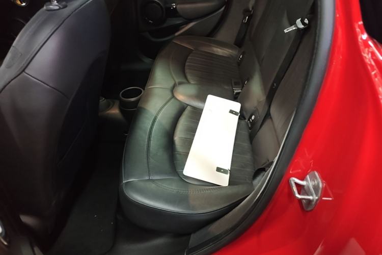 Used MINI 2018 2.0T COOPER S Artist Five-Door Edition Left Rear Seat