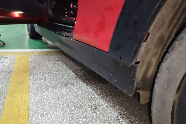 Used MINI 2018 1.5T COOPER Artist Left Side Sill