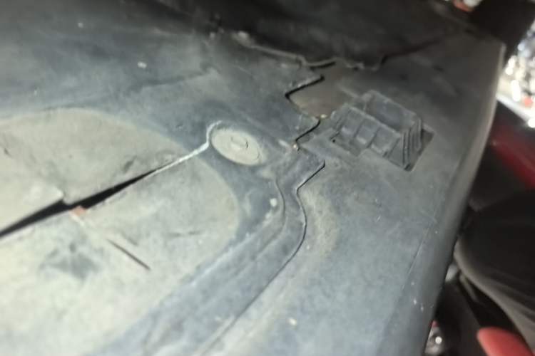 Used MINI 2018 1.5T COOPER Artist Left Side Sill
