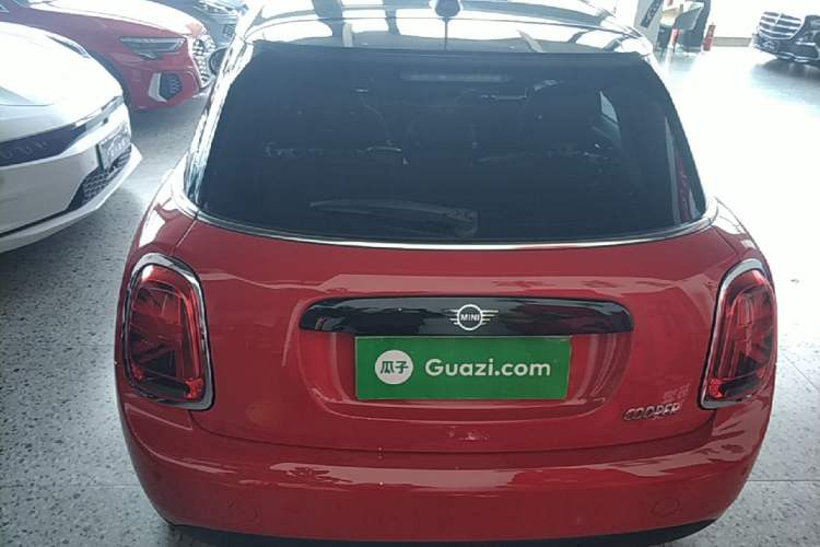 Used MINI 2018 1.5T COOPER Artist Five-Door Edition Rear