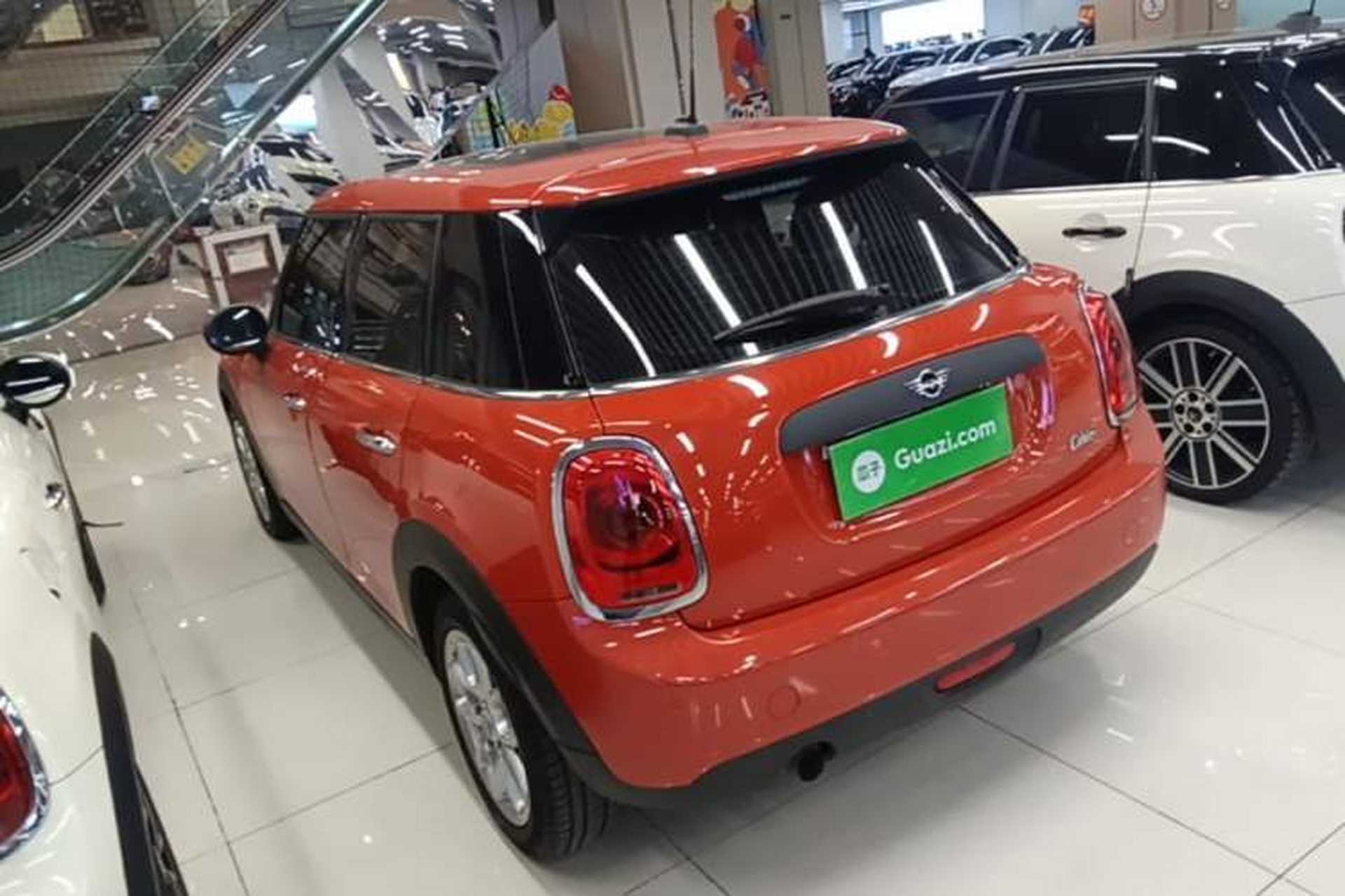 Used MINI 2018 1.5T ONE Five-Door Edition Rear Left 45 Deg